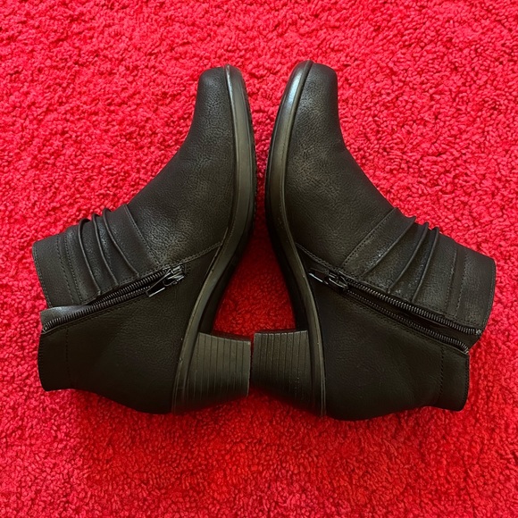 Ankle boots - Picture 9 of 9